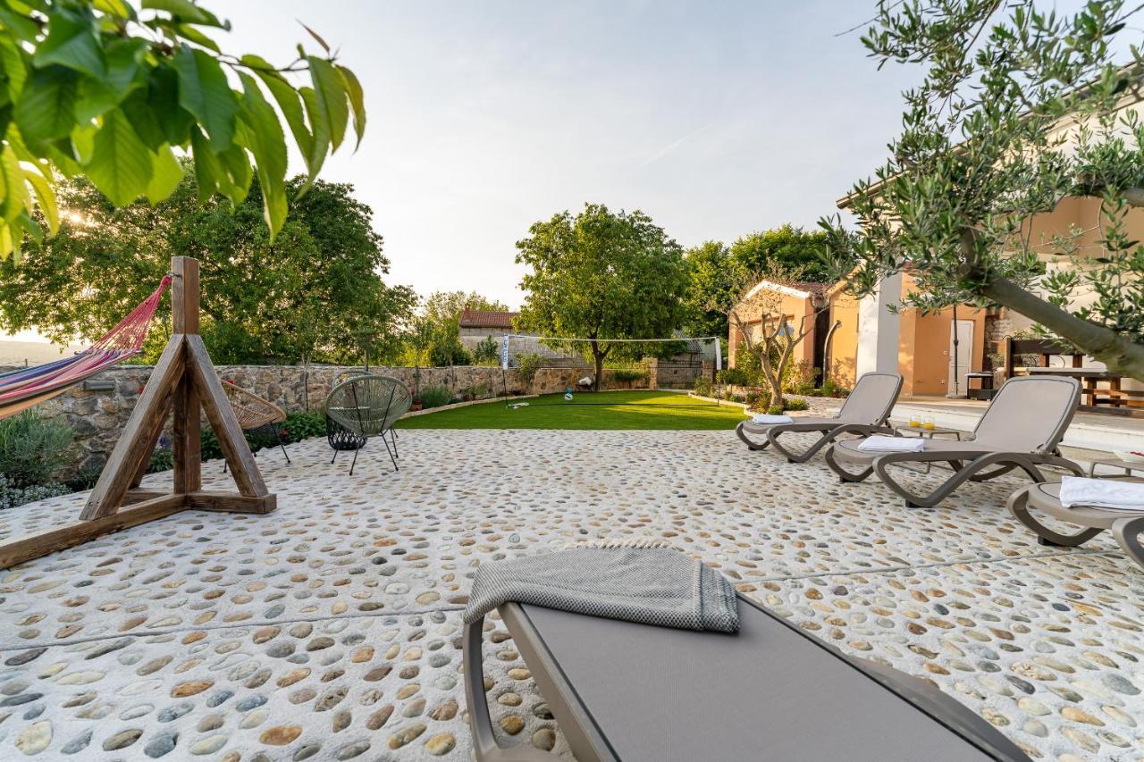 Holiday Home - Villa Thorak Anic Экстерьер фото