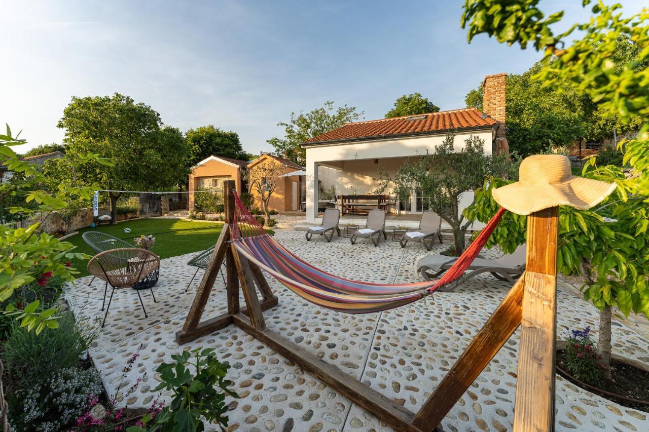 Holiday Home - Villa Thorak Anic Экстерьер фото