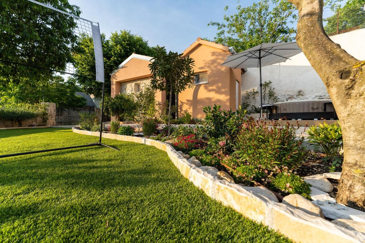 Holiday Home - Villa Thorak Anic Экстерьер фото