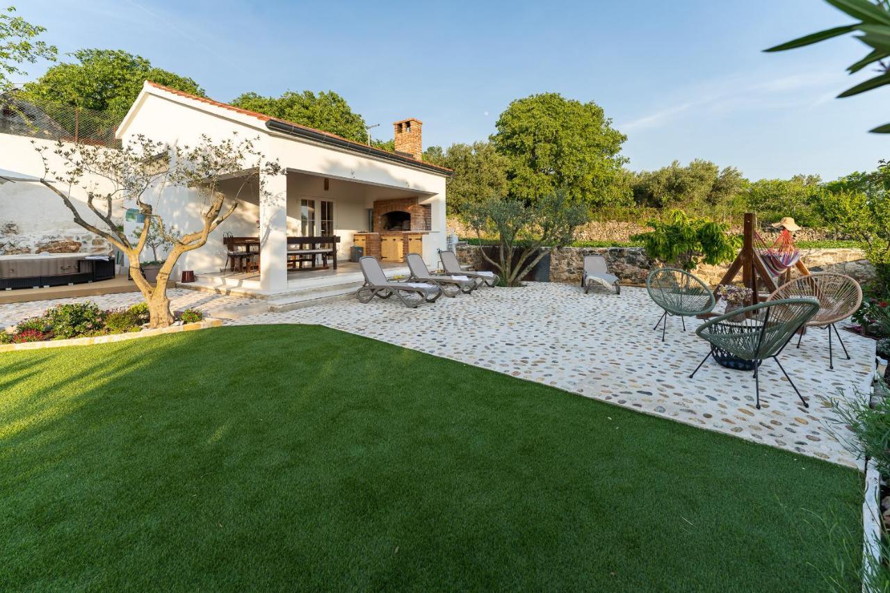 Holiday Home - Villa Thorak Anic Экстерьер фото