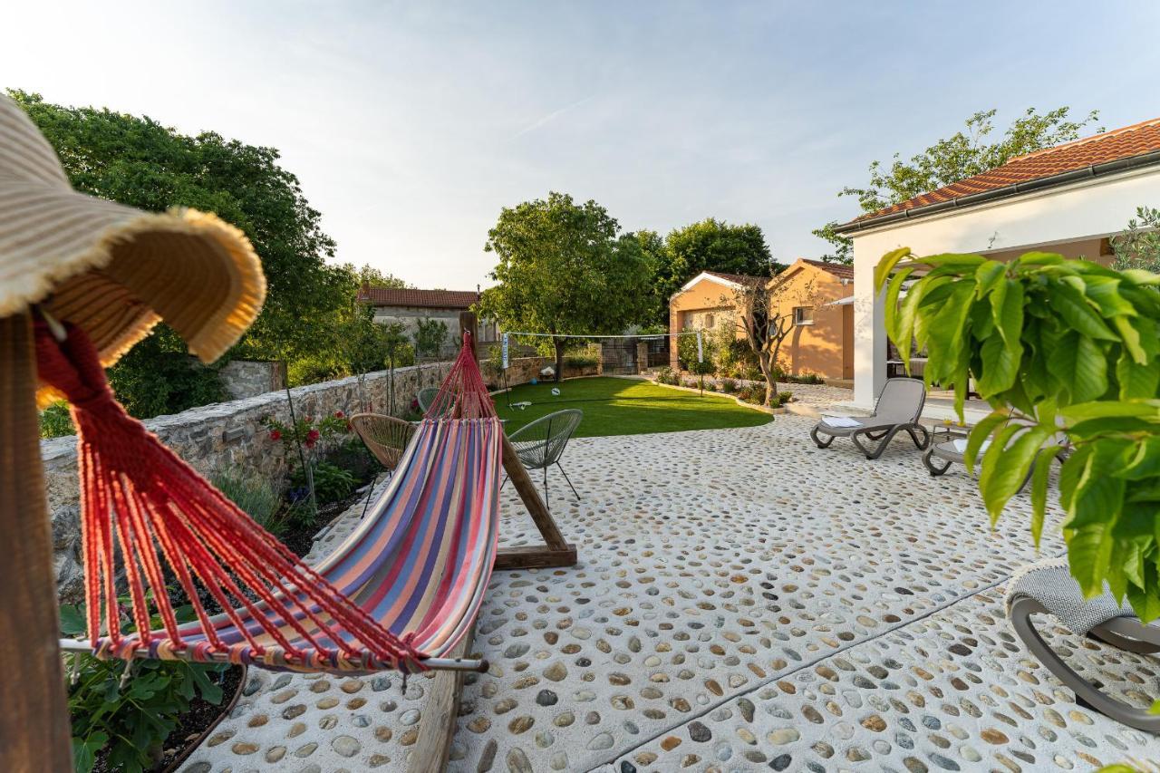 Holiday Home - Villa Thorak Anic Экстерьер фото